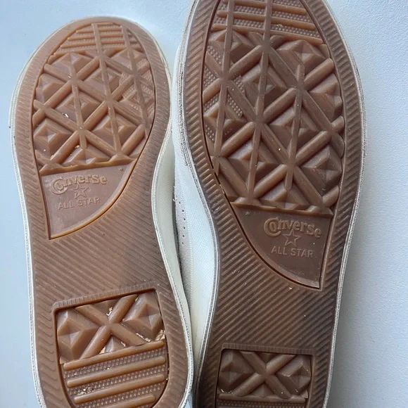 Converse  White and TanSneakers - Picture 9 of 10